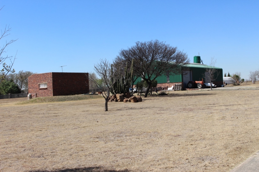 5 Bedroom Property for Sale in Oranjeville Free State